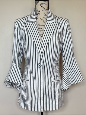 Cabi blazer size 6